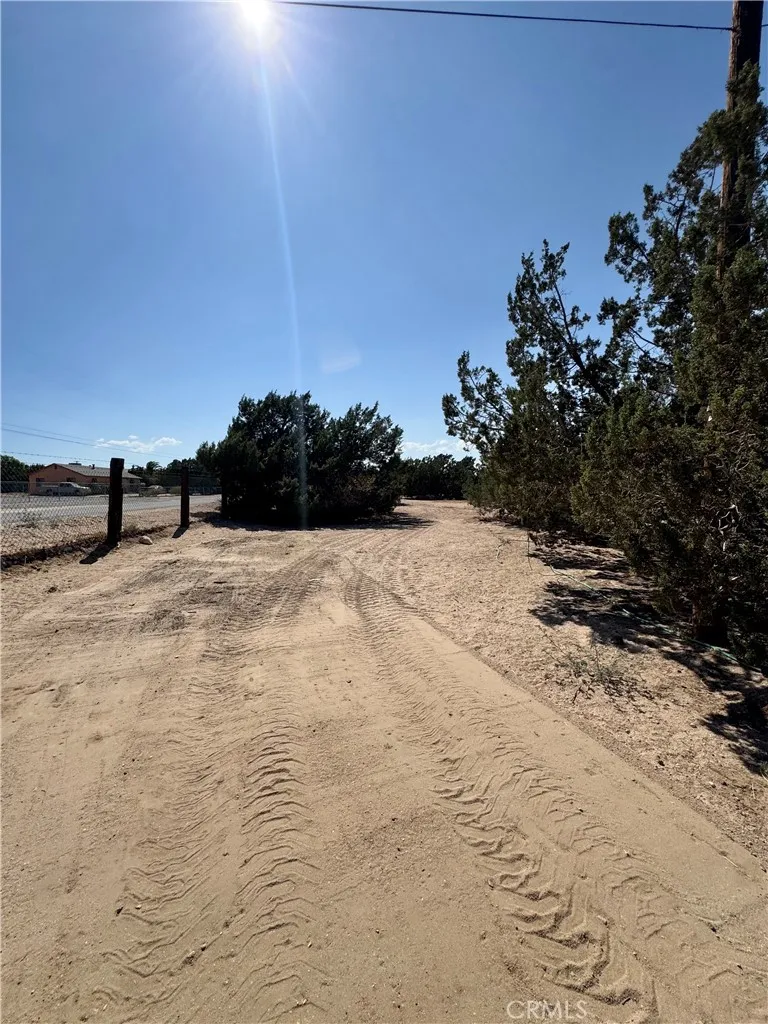 15872 Muscatel, Hesperia, CA 92345 - Photo 5 of 46, Hesperia, CA