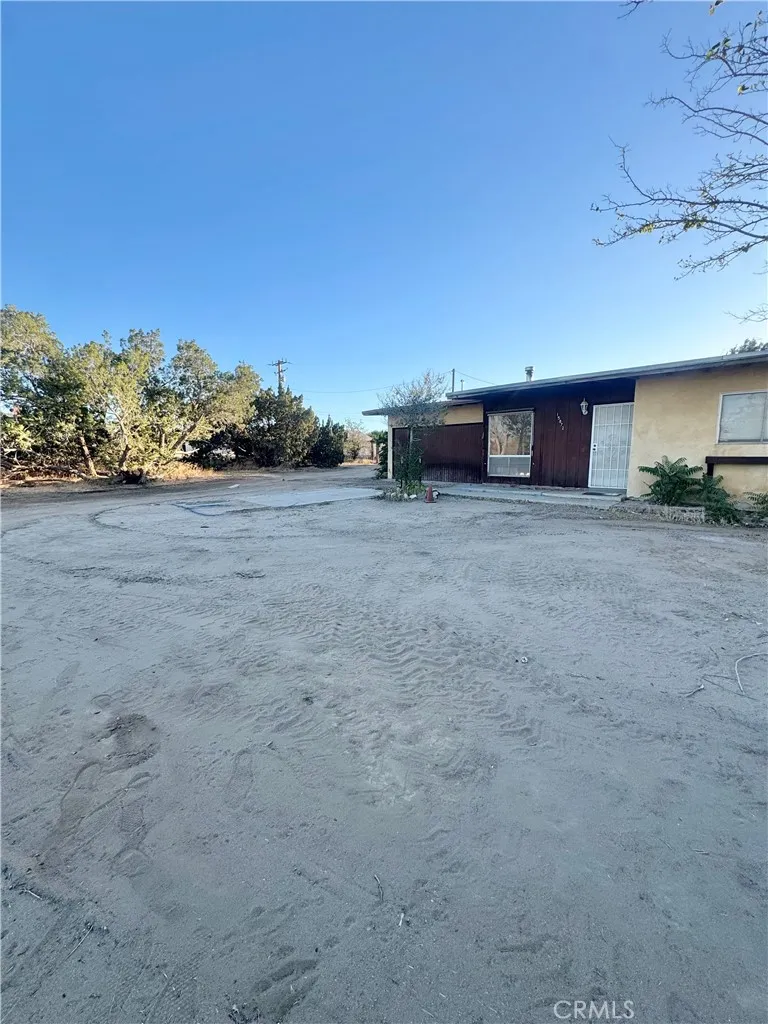 15872 Muscatel, Hesperia, CA 92345 - Main photo, Hesperia, CA