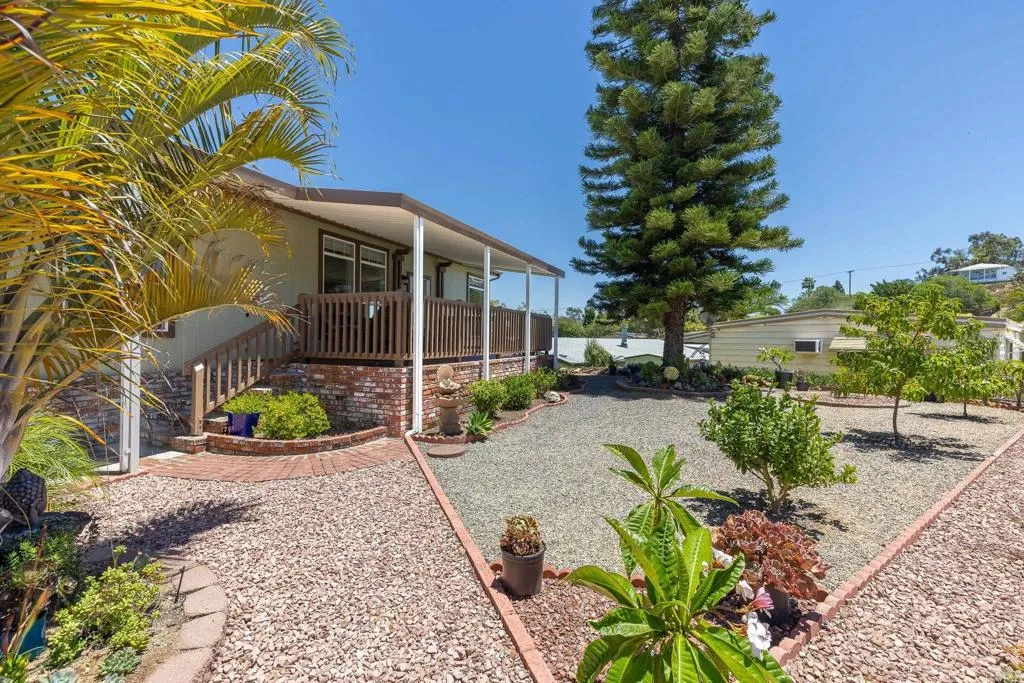 https://cdn.realtyfeed.com/cdn/127/306762462/04b710e4519c0579a6b84b5caa2926d9.webp