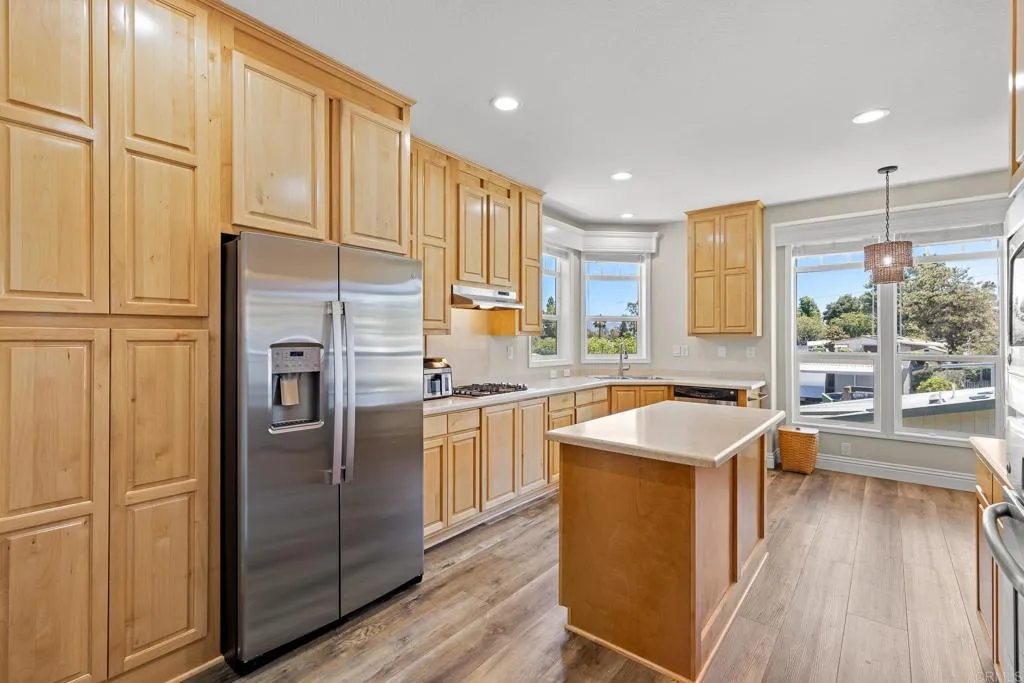https://cdn.realtyfeed.com/cdn/127/306762462/ab07d314b7e7649e368a81b9ed72f895.webp