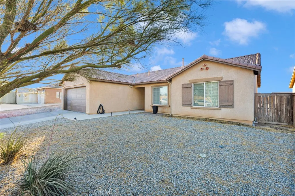 13918 Old Mill Lane, Victorville, CA 92394 - Photo 4 of 40, Victorville, CA