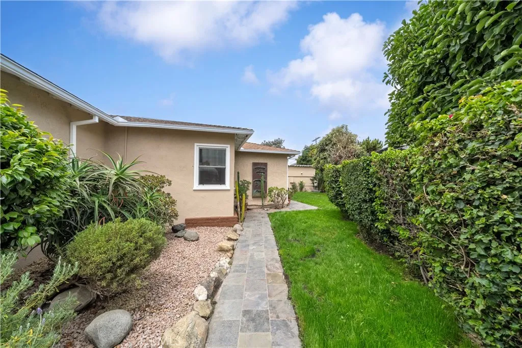 4217 Stewart, Los Angeles, CA 90066 - Main photo, Los Angeles, CA