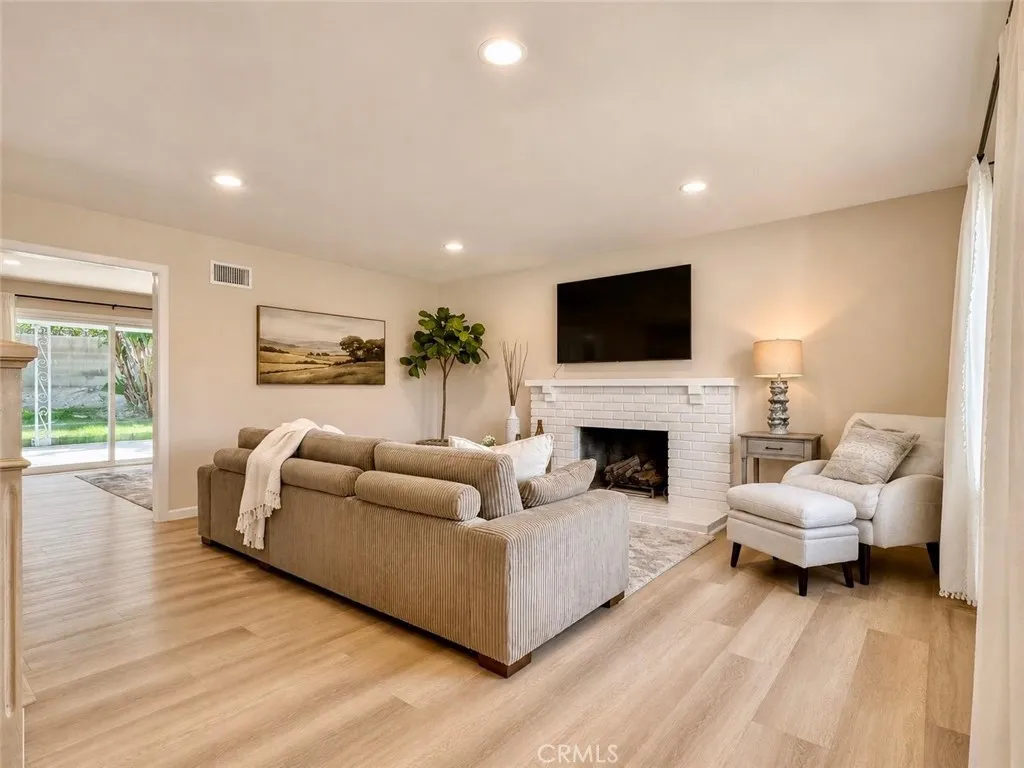 24851 Stem, Lake Forest, CA 92630 - Photo 2 of 41, Lake Forest, CA