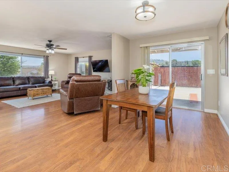 https://cdn.realtyfeed.com/cdn/127/306762468/7e49f73f1917a4cb529bcd4f032b6f67.webp