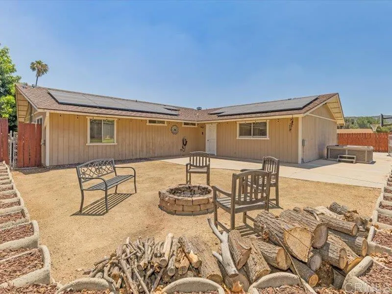 https://cdn.realtyfeed.com/cdn/127/306762468/922f605f872e58659f006580d897a07f.webp