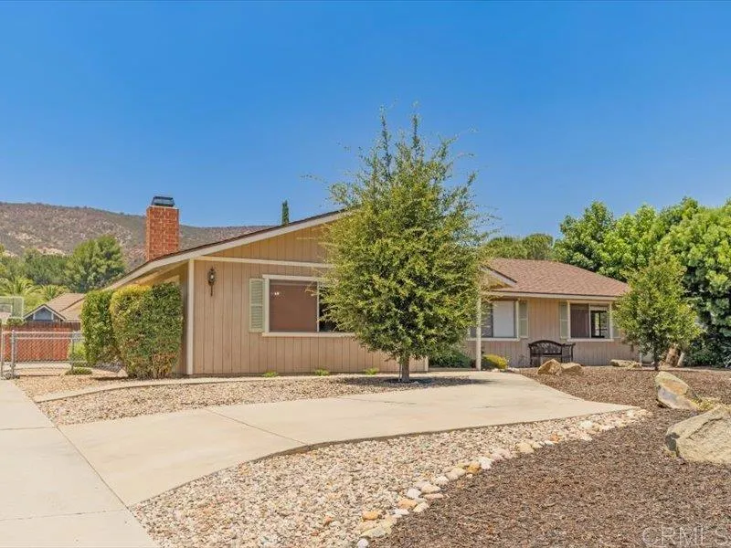 https://cdn.realtyfeed.com/cdn/127/306762468/be7ec8502f16dcb34537808c3dfe09fc.webp