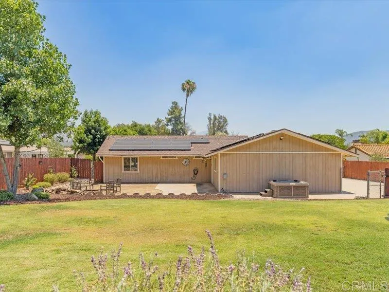 https://cdn.realtyfeed.com/cdn/127/306762468/cdc534af78b1993cb045b0cc22e5bede.webp
