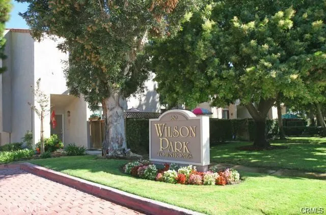 380 W Wilson Unit F103