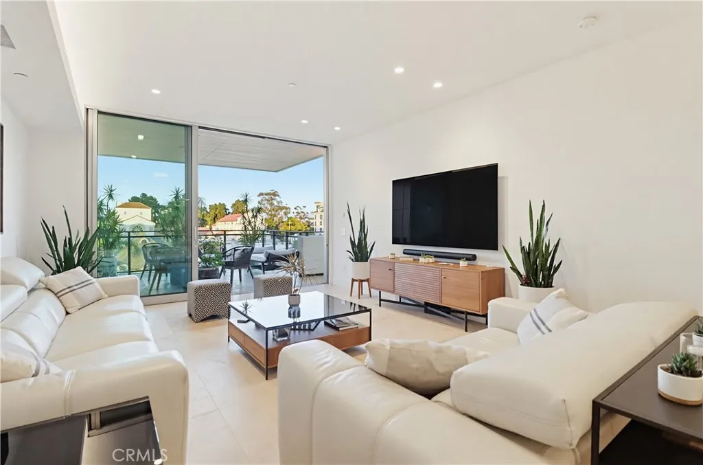 Photo #26: OC26148408 Listing: Photo #26