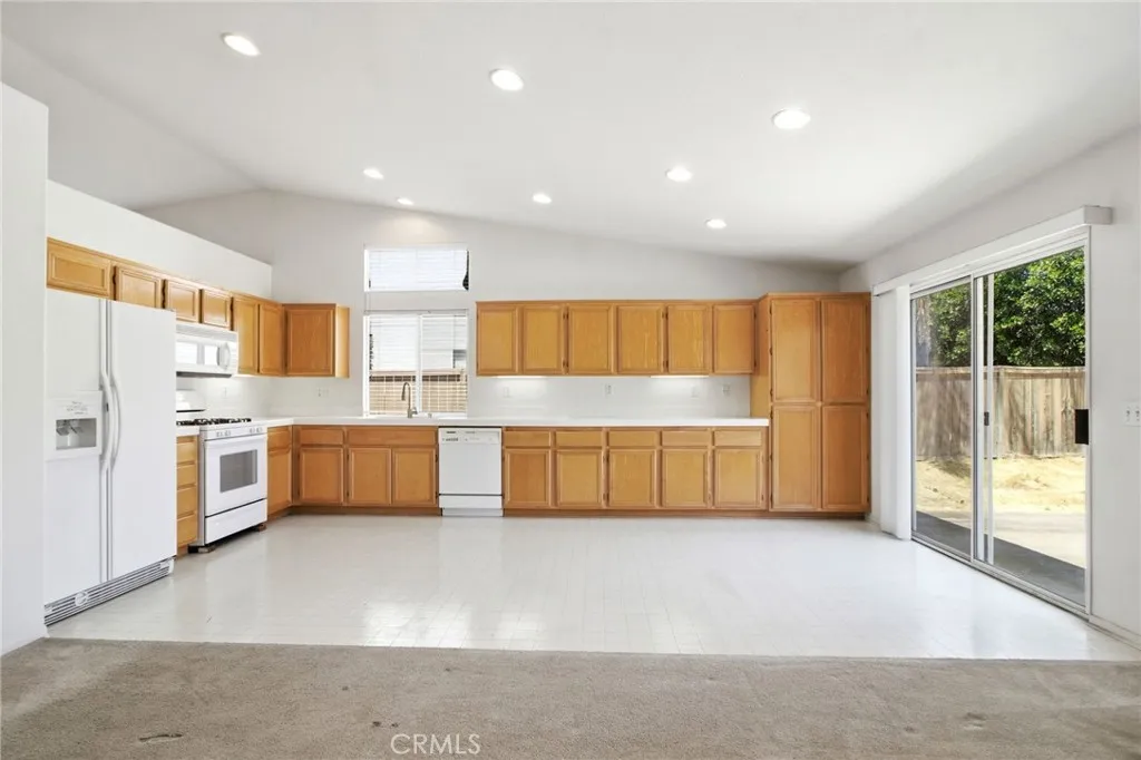 https://cdn.realtyfeed.com/cdn/127/306762510/45feaaf62715b35ff670426411f538a5.webp