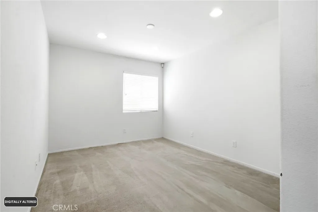 https://cdn.realtyfeed.com/cdn/127/306762510/fb982073991d175be68a5bf6bdbc56e2.webp