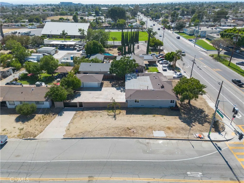 18087 San Bernardino, Bloomington, CA 92316 - Photo 5 of 47, Bloomington, CA