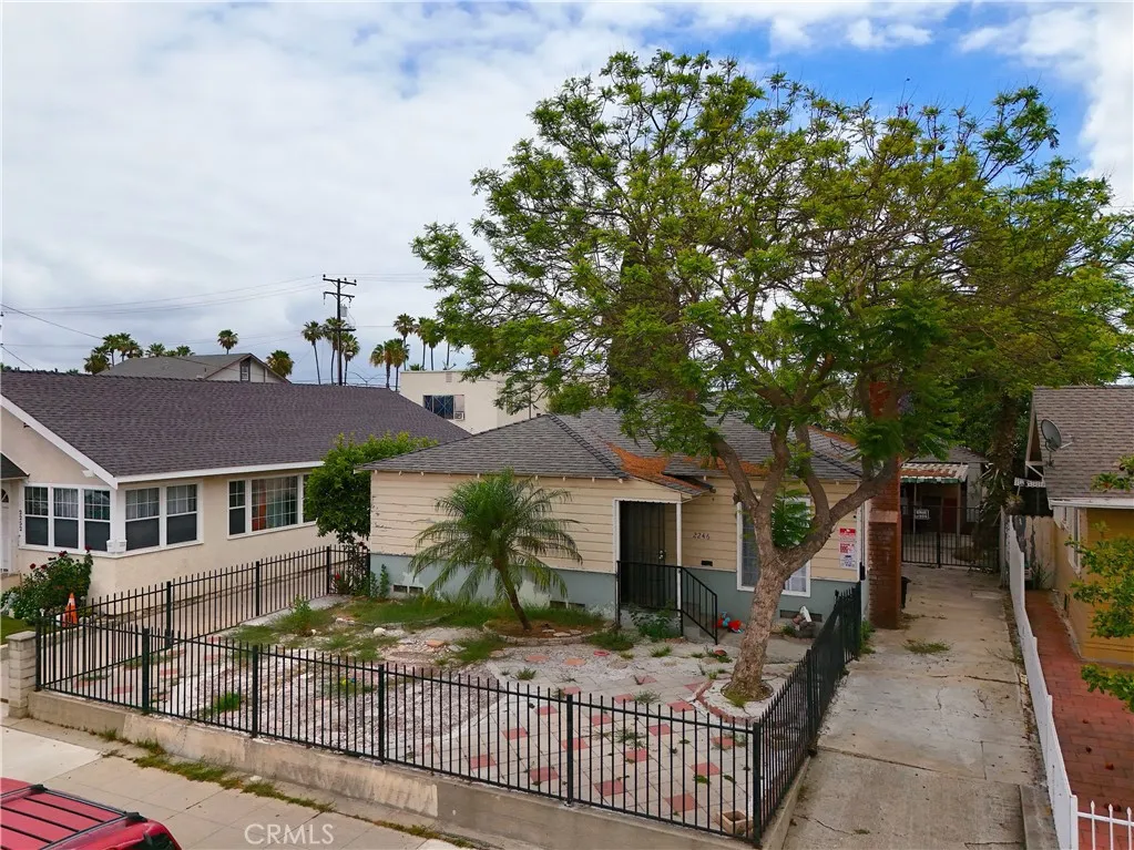 2246 Locust, Long Beach, CA 90806 - Photo 4 of 7, Long Beach, CA