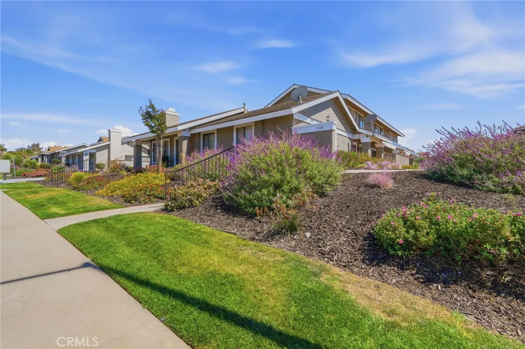 1160 Sumner Place Unit C, Santa Maria, CA 93455 - Main photo, Santa Maria, CA