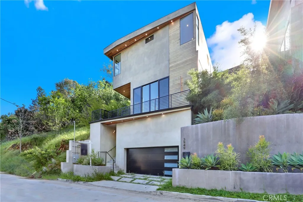 3949 Glenalbyn Drive, Los Angeles, CA 90065 - Photo 3 of 46, Los Angeles, CA