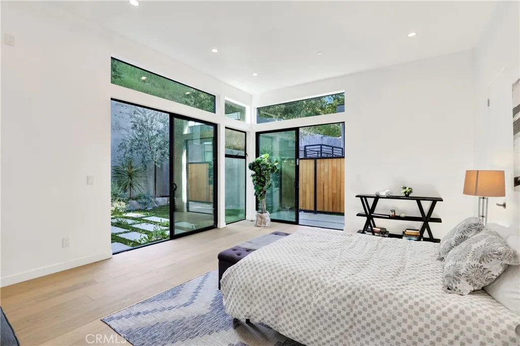 3949 Glenalbyn Drive, Los Angeles, CA 90065 - Main photo, Los Angeles, CA