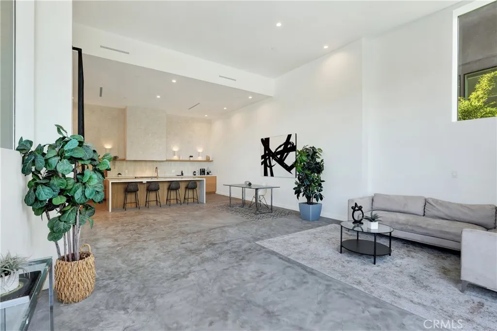3949 Glenalbyn Drive, Los Angeles, CA 90065 - Photo 4 of 46, Los Angeles, CA