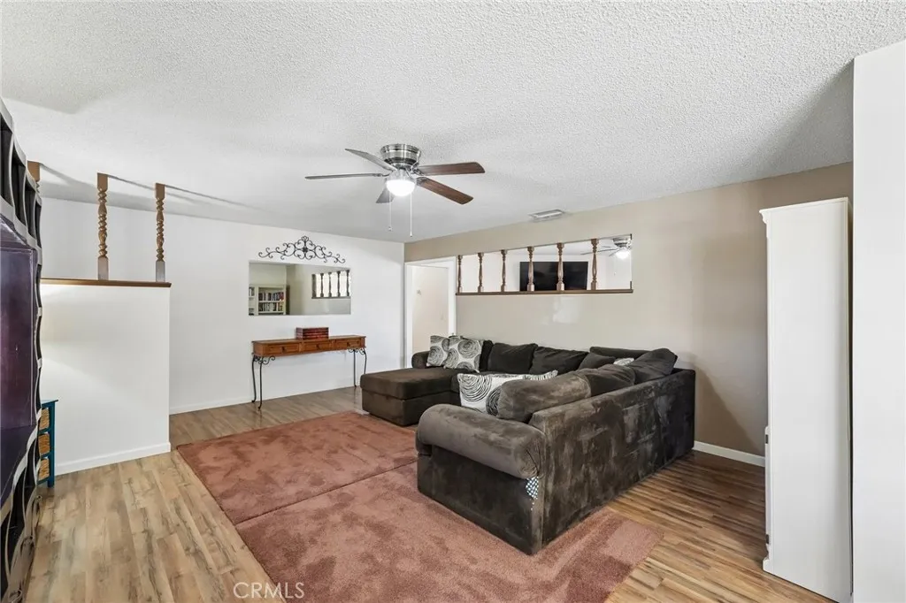 41336 Thornton Avenue, Hemet, CA 92544 - Photo 4 of 33, Hemet, CA