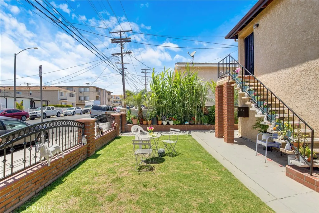 464 W 17th St, San Pedro, CA 90731 - Photo 4 of 26, San Pedro, CA