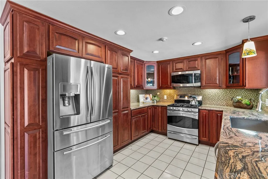 9933 Nevada, Chatsworth, CA 91311 - Photo 4 of 32, Chatsworth, CA