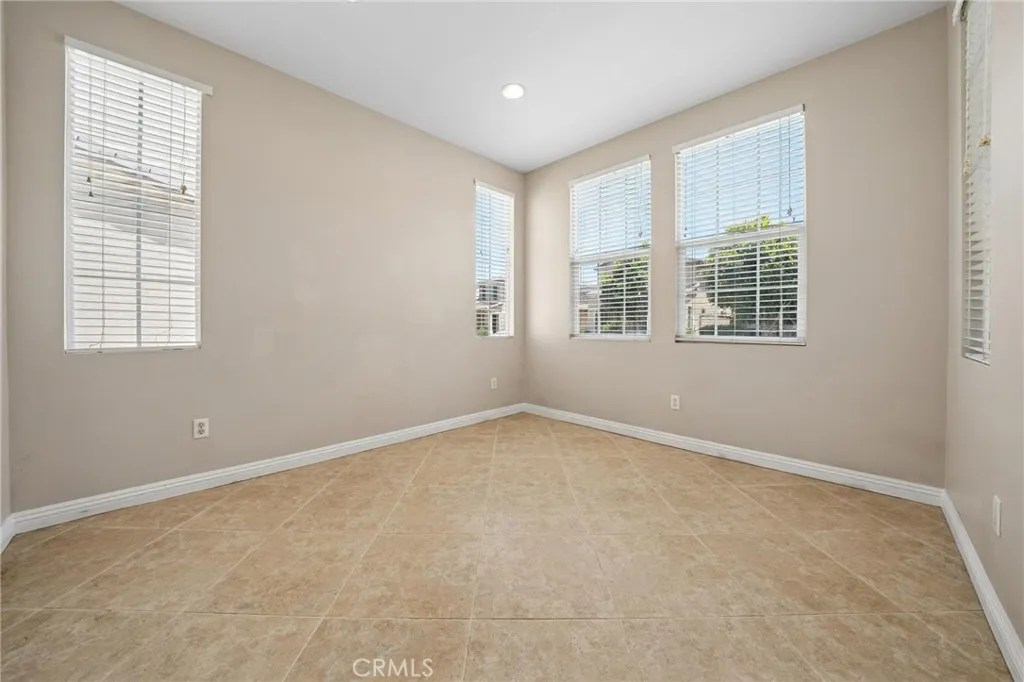 23821 Via Campana, Valencia, CA 91354 - Photo 4 of 64, Valencia, CA