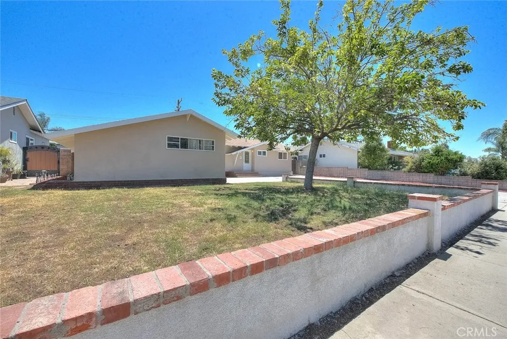 1217 W Vesta, Ontario, CA 91762 - Photo 2 of 35, Ontario, CA