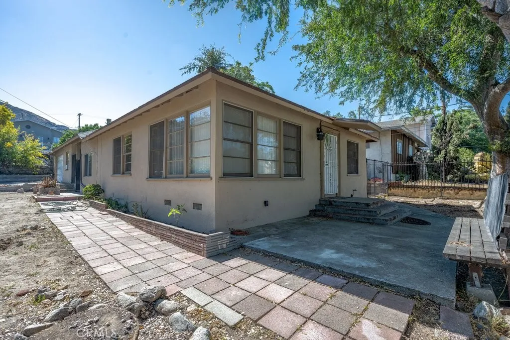10652 Commerce, Tujunga, CA 91042 - Photo 3 of 33, Tujunga, CA