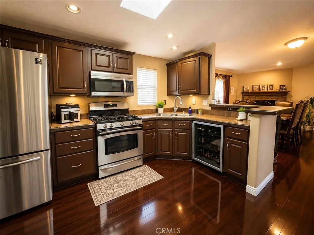16600 Downey Unit 104, Paramount, CA 90723 - Photo 2 of 2, Paramount, CA