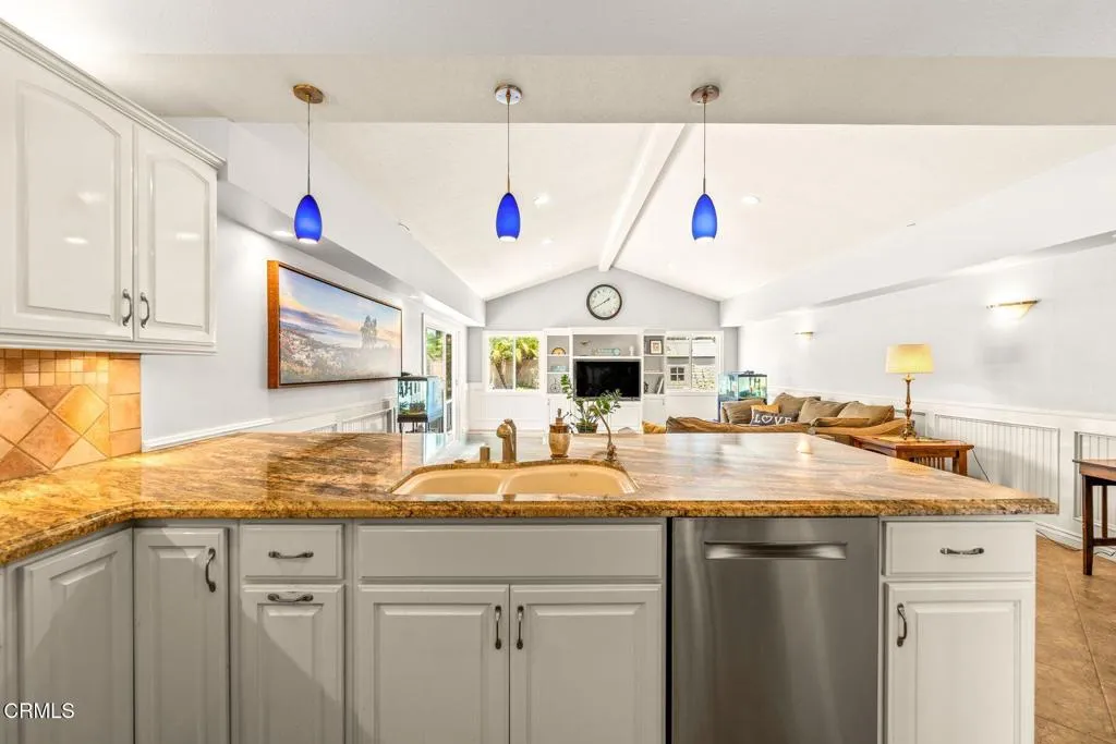 204 Mara Avenue, Ventura, CA 93004 - Photo 4 of 37, Ventura, CA