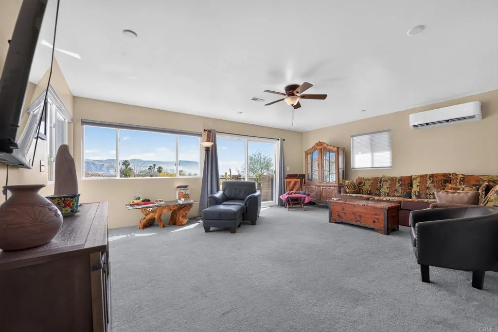 https://cdn.realtyfeed.com/cdn/127/306762696/86f2ceb613622177f54b6ba587fbe409.webp