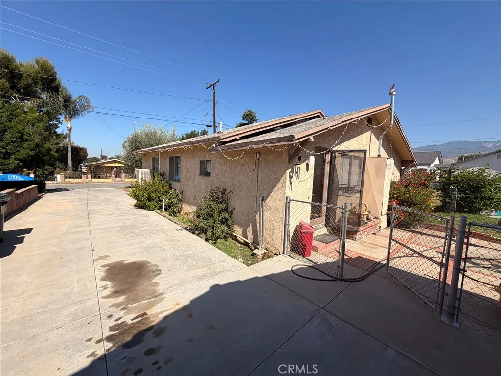 7121 Vine, Highland, CA 92346 - Photo 5 of 12, Highland, CA