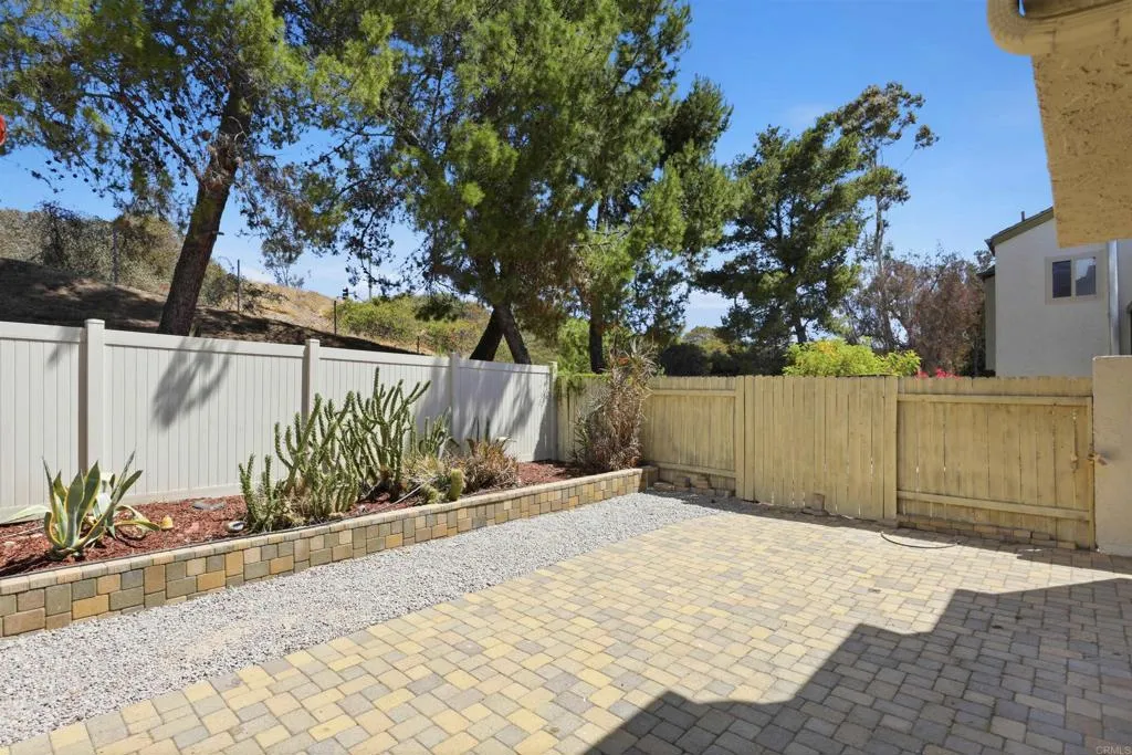 https://cdn.realtyfeed.com/cdn/127/306762704/95375425b872910cf92d8c145585a07a.webp
