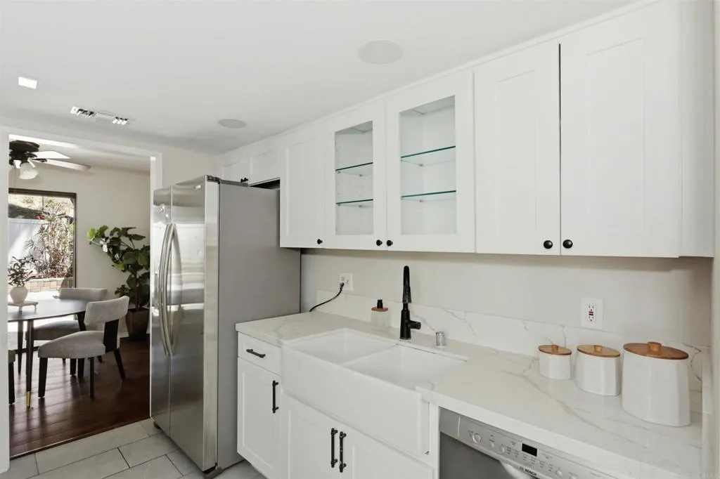 https://cdn.realtyfeed.com/cdn/127/306762704/a485195e1b6ec81309c48a977e2b320c.webp