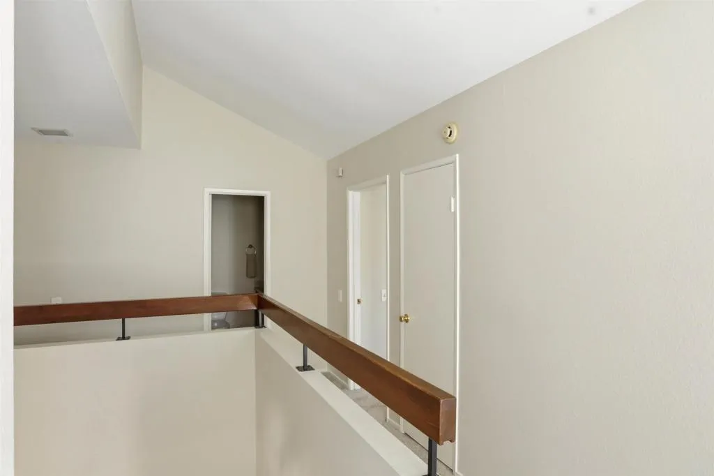https://cdn.realtyfeed.com/cdn/127/306762704/bb26d74674c9bc0f0ec7a14dc7b8bdb6.webp