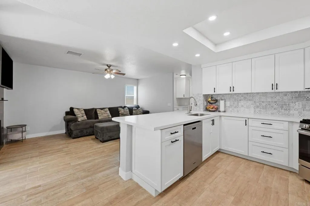 https://cdn.realtyfeed.com/cdn/127/306762709/4511c22d1a4c81372099863a6b20fa8b.webp