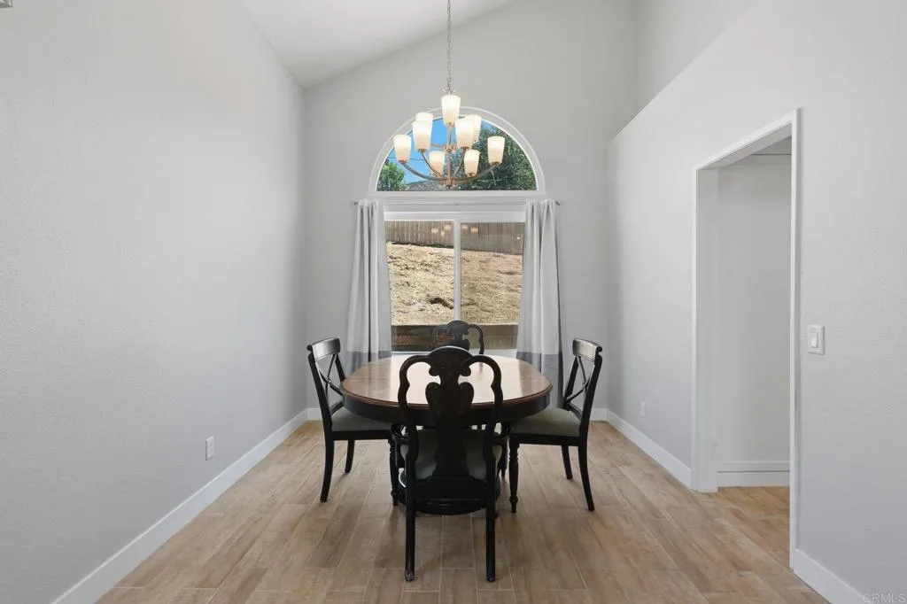 https://cdn.realtyfeed.com/cdn/127/306762709/5fe87e41178feea76c10af06317bd527.webp