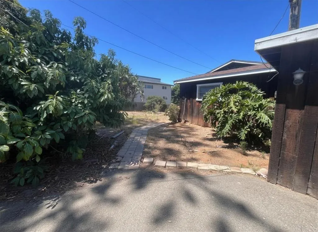 https://cdn.realtyfeed.com/cdn/127/306762723/57bcf02d0d7b78efe4fa40d61a2e4948.webp