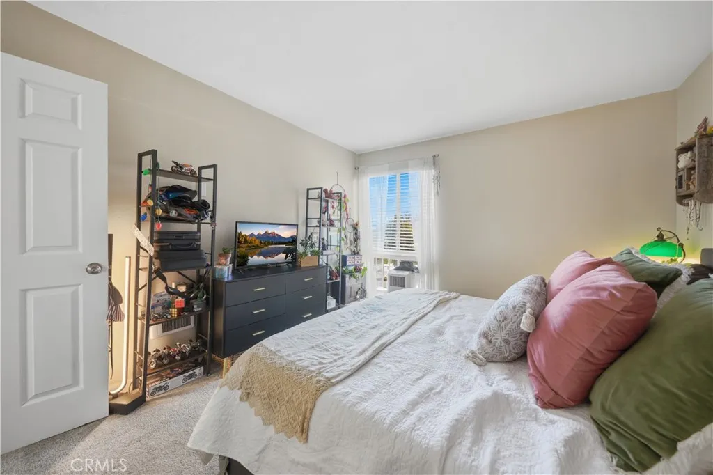 Photo #19: SW26148675 Listing: Photo #19