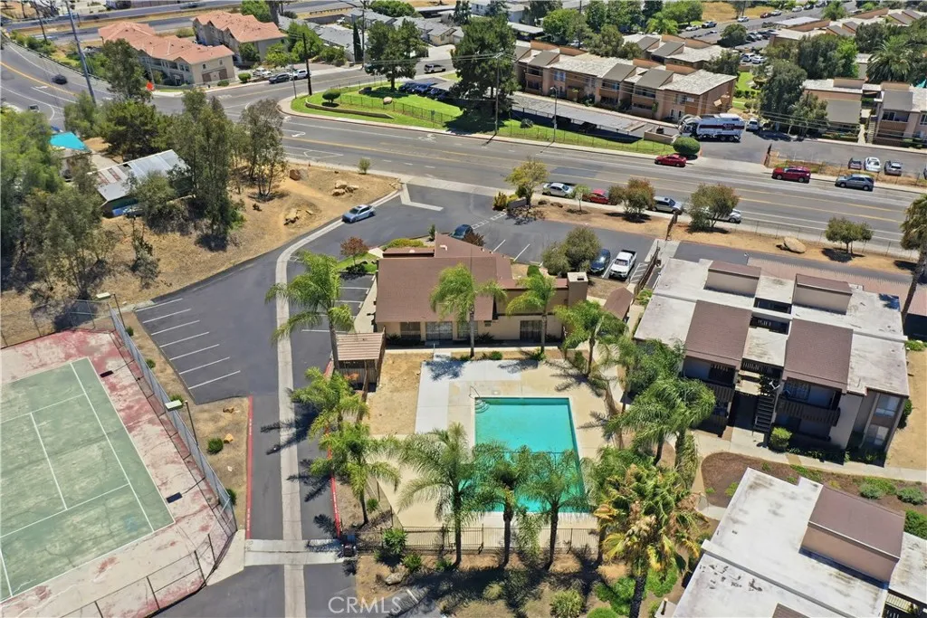 https://cdn.realtyfeed.com/cdn/127/306762727/ff5a960a9f5765639c9d2ac7492af4e1.webp