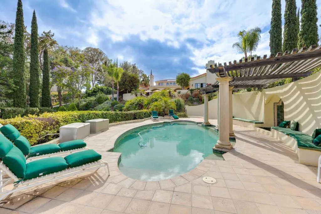https://cdn.realtyfeed.com/cdn/127/306762734/000f037f1a26aff0bc4fa54459516700.webp
