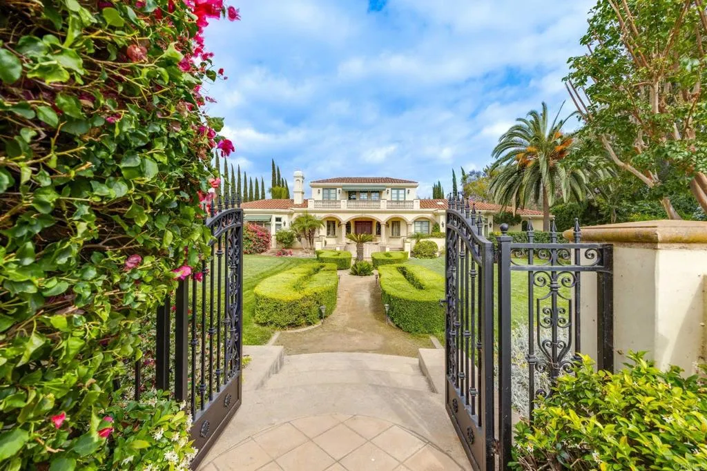 https://cdn.realtyfeed.com/cdn/127/306762734/07650802071779c78a32fd43d71a09a1.webp
