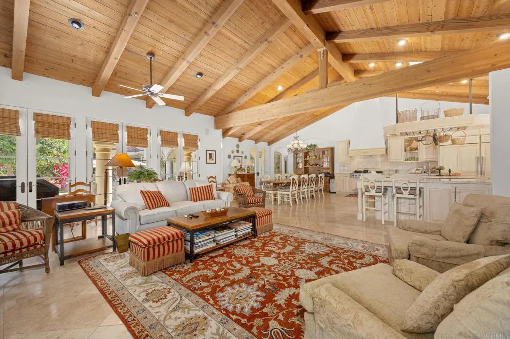 https://cdn.realtyfeed.com/cdn/127/306762734/2bf22788dd278c16ba4036f0e37c4f8a.webp