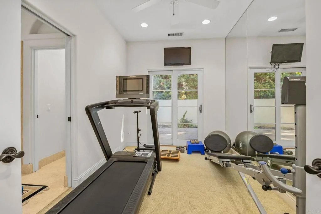 https://cdn.realtyfeed.com/cdn/127/306762734/3a13fa81a60fac3cfa681572c10a65b3.webp