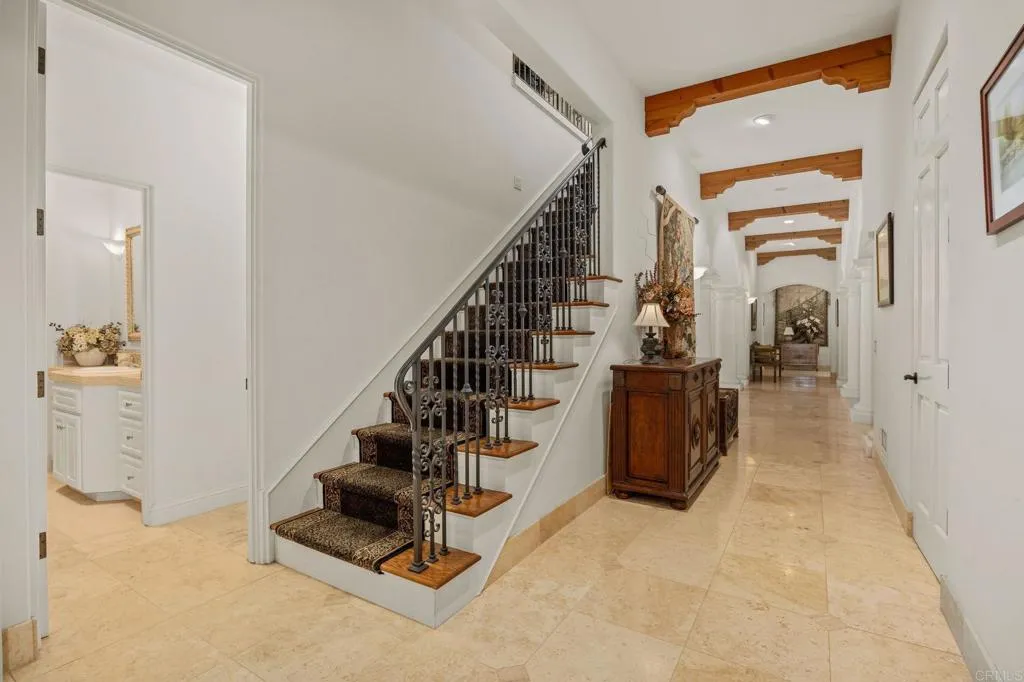 https://cdn.realtyfeed.com/cdn/127/306762734/c2d9b50d6f055ec1c071073e35656650.webp