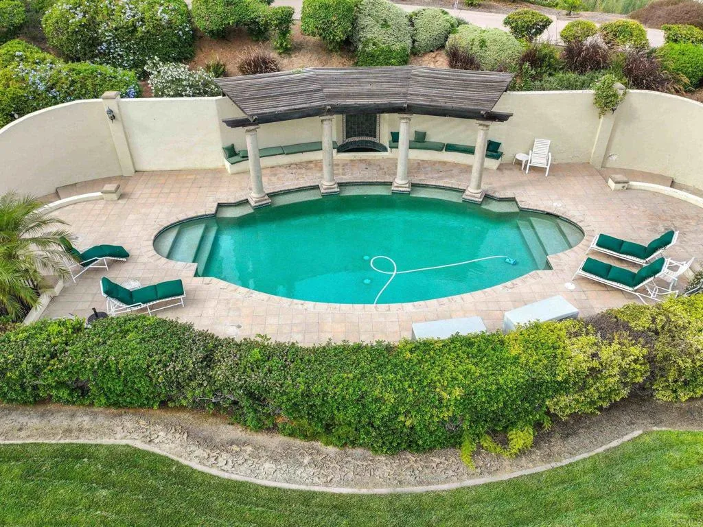 https://cdn.realtyfeed.com/cdn/127/306762734/fc17a659b3e2b9ce7fabf6af61c70580.webp