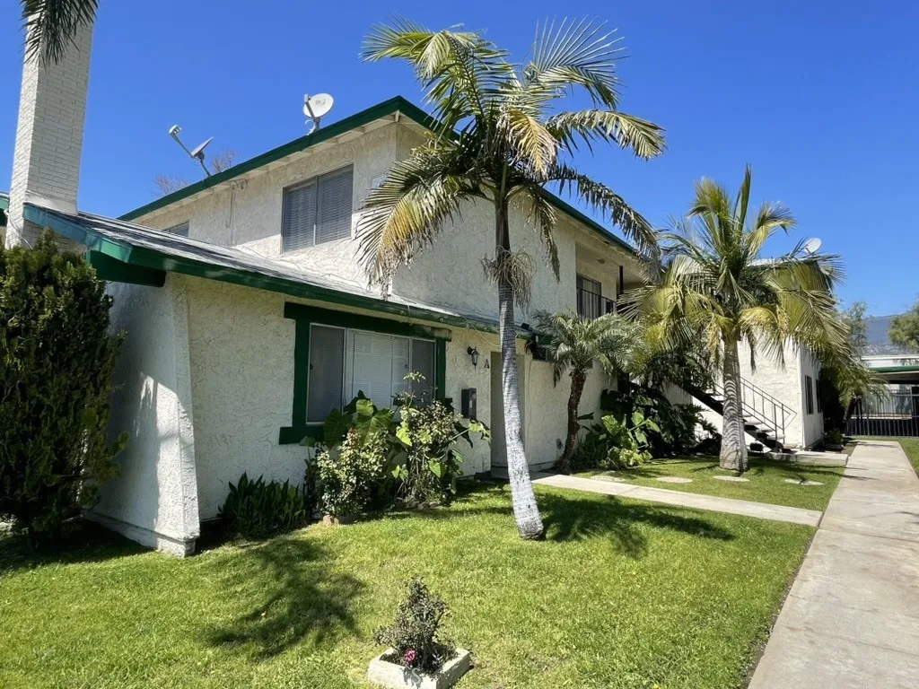 2042 E 19th, San Bernardino, CA 92404 - Main photo, San Bernardino, CA