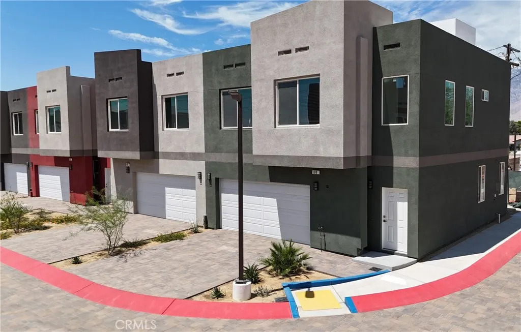 33040 Rancho Vista Drive, Cathedral City, CA 92234 - Photo 3 of 10, Cathedral City, CA
