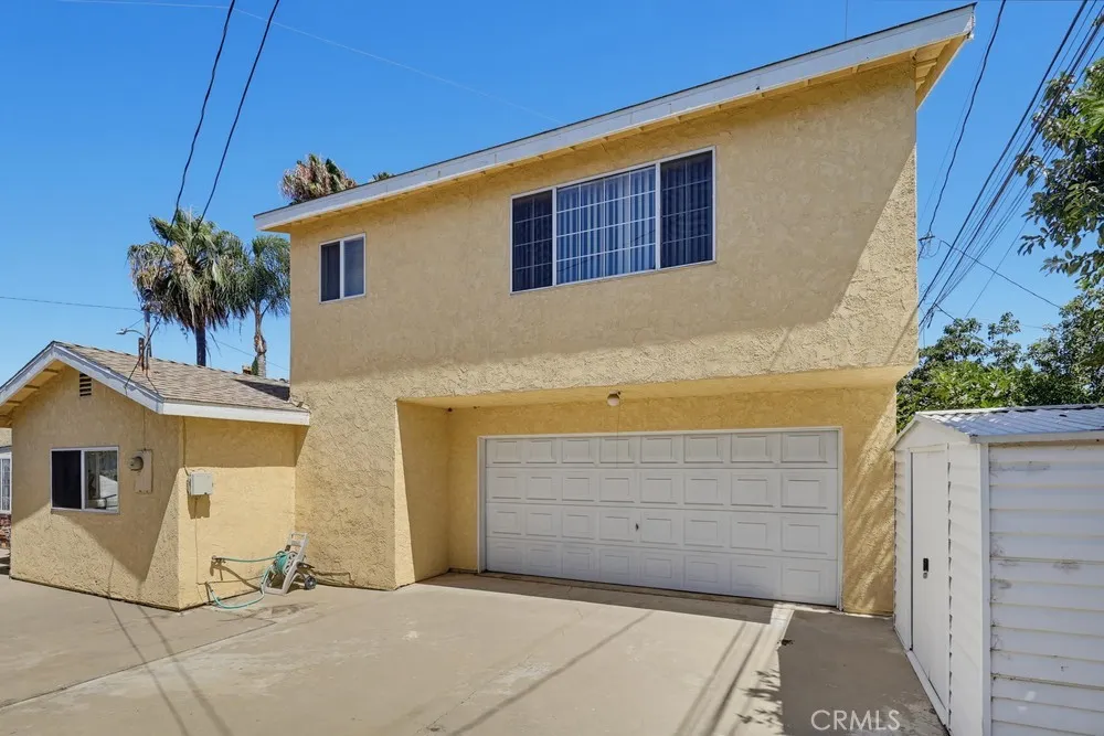21802 Elaine, Hawaiian Gardens, CA 90716 - Photo 2 of 20, Hawaiian Gardens, CA