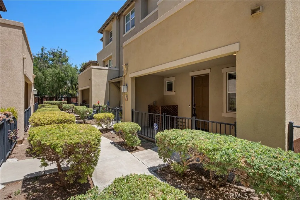Photo #5: SW26143755 Listing: Photo #5
