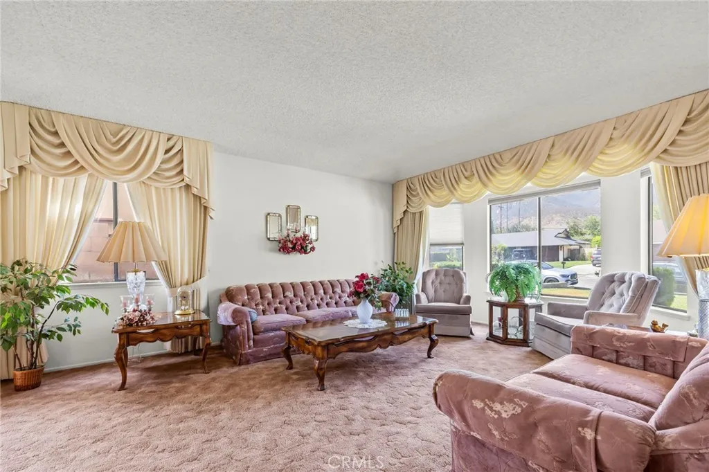 671 Dover Drive, San Bernardino, CA 92407 - Photo 5 of 39, San Bernardino, CA